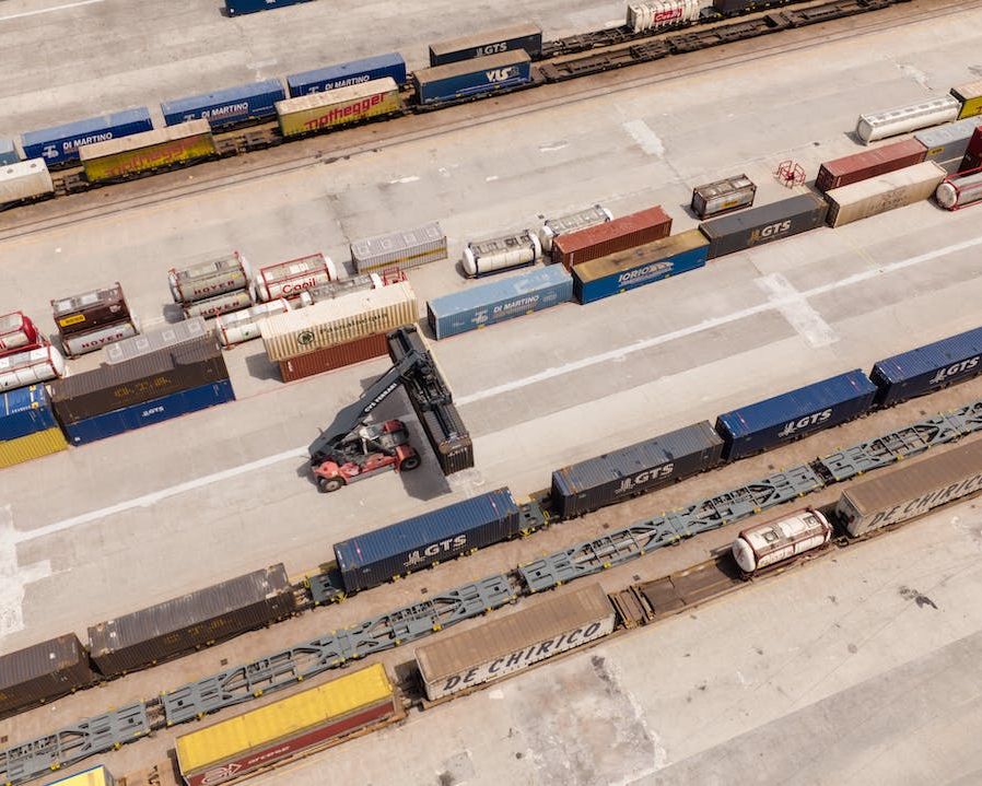 Maximizando la Eficiencia: Cómo las Carretillas Elevadoras Ablacar Optimizan tu Negocio