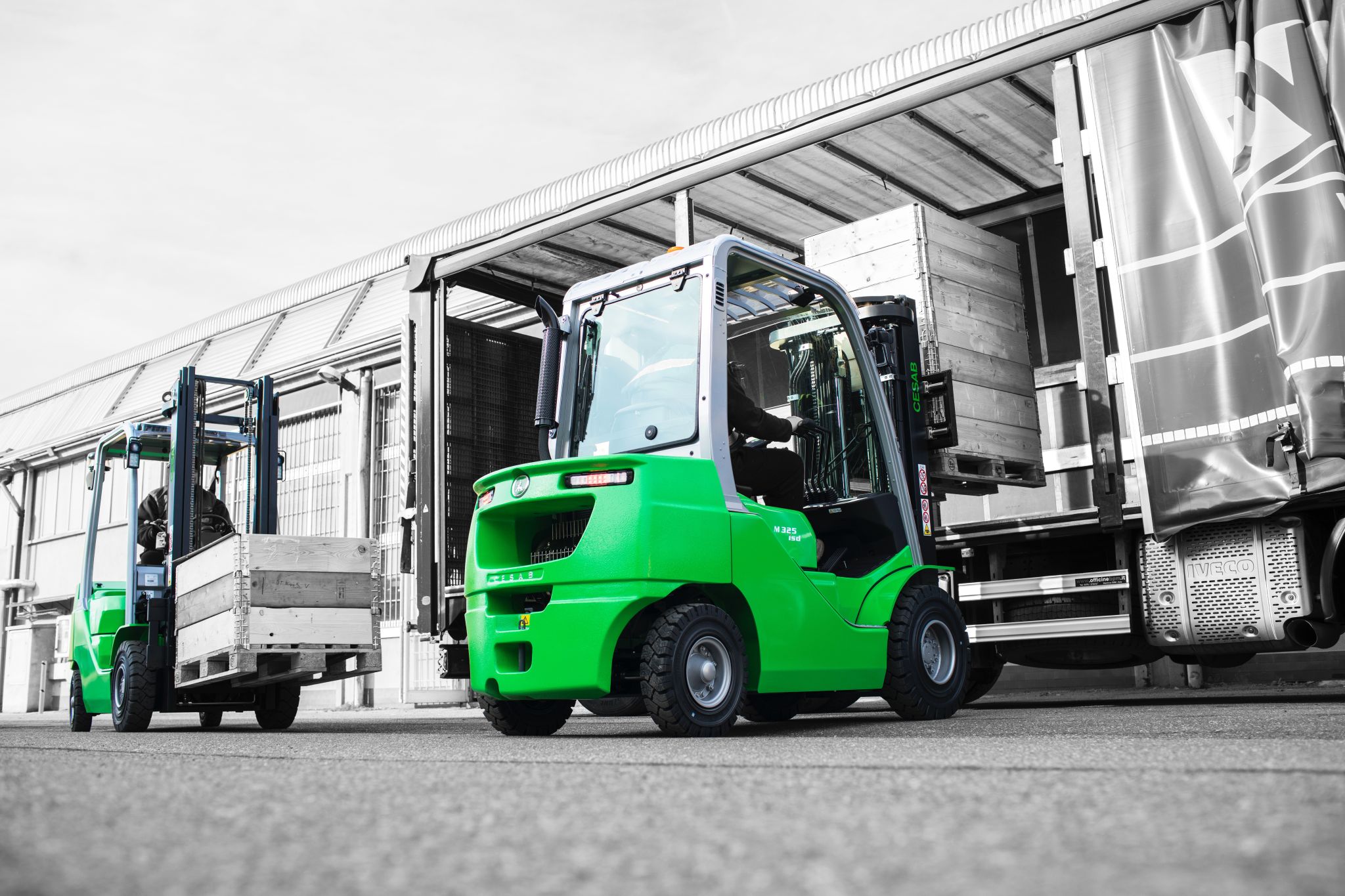 Carretillas en Madrid: cuál elegir según tu operativ